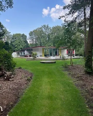 Rietveld Bed & Breakfast Laren (North Holland)
